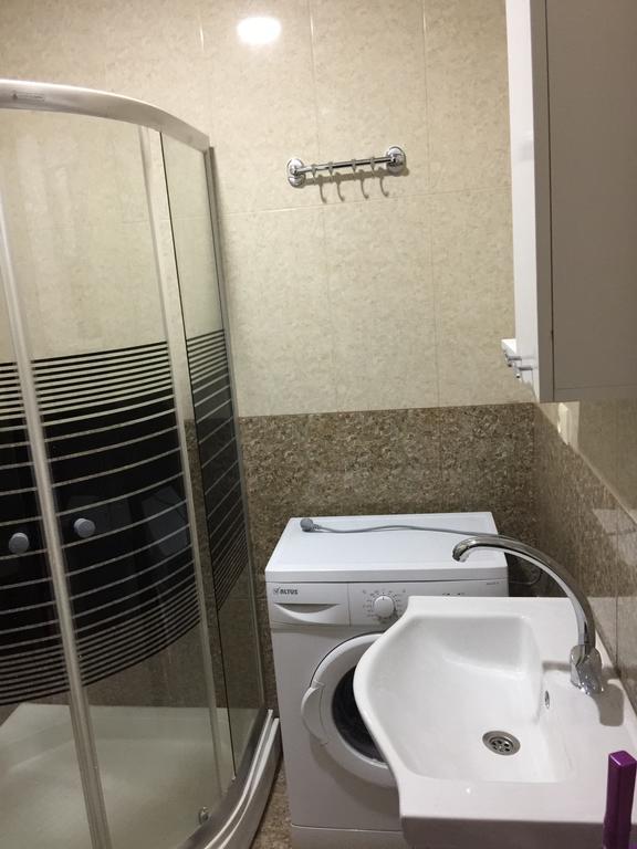 Apartment Maho Batumi Bagian luar foto